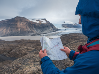 Explorer les régions sauvages du Groenland: Karte und Trekking-Guide